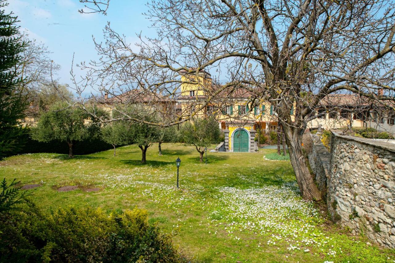 Castello Di Brusata Apartment By Quokka 360 - Romantic Flat With Pool Mendrisio Zewnętrze zdjęcie
