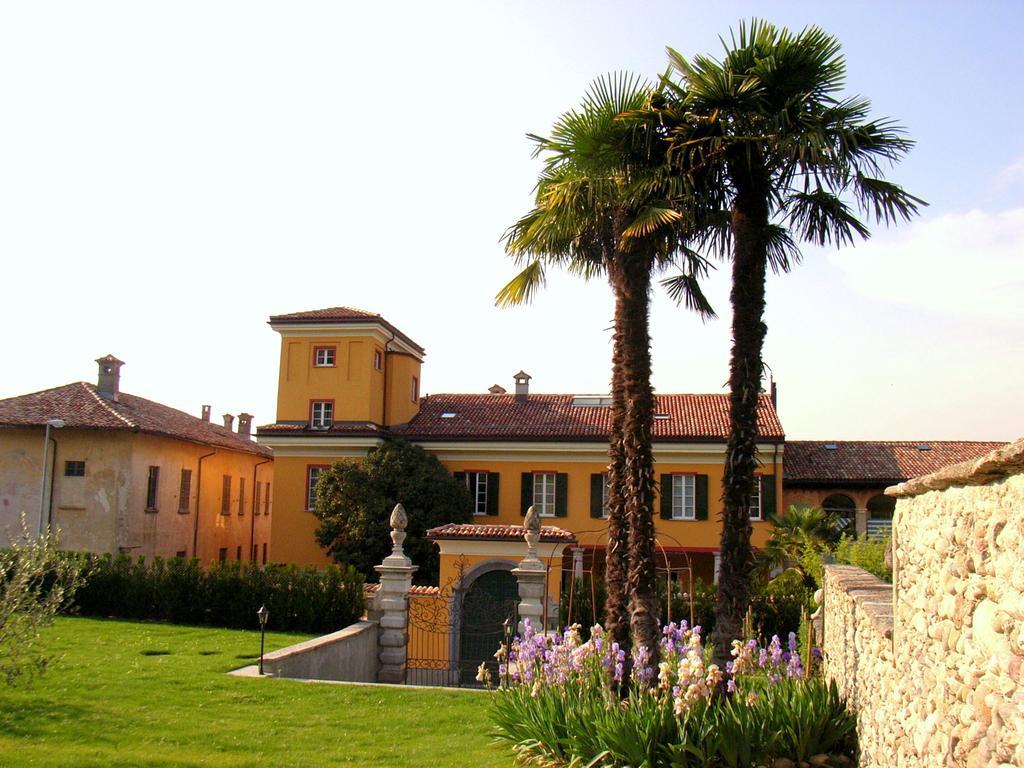 Castello Di Brusata Apartment By Quokka 360 - Romantic Flat With Pool Mendrisio Zewnętrze zdjęcie